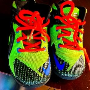 Kids Nike Shoes Lebron James Green neon colors 2014 685185-009 Baby LBJ king